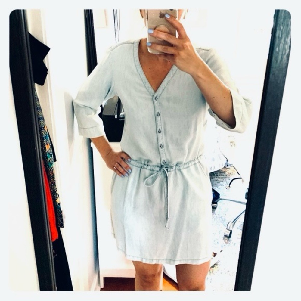 Velvet Heart NWOT Blue V-Neck Denim Dress
